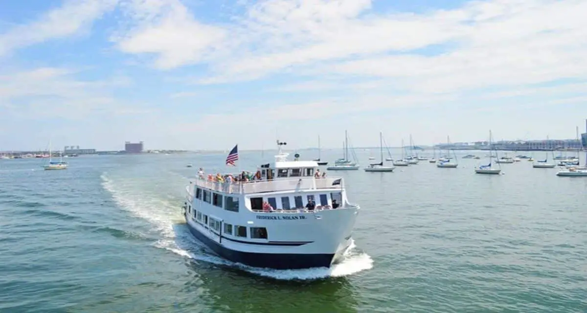 Boston Harbor Cruise Guide: Sightseeing Attractions, Schedule, Tickets, Discounts & More!