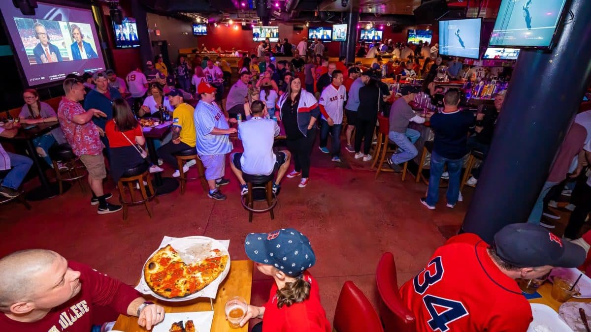 15 Best Sports Bars In Boston Top Places To Cheer For Your Team   Game On Fenway Sports Bar In Boston 1 E1654701344207 