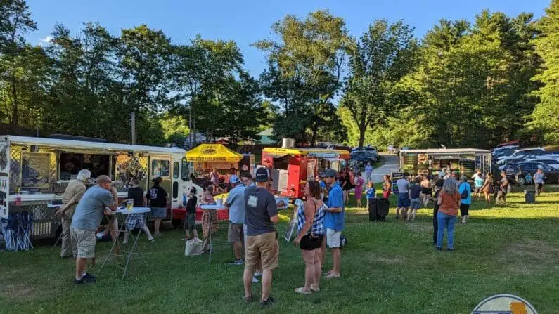 Food trucks and concerts at Chase Farm