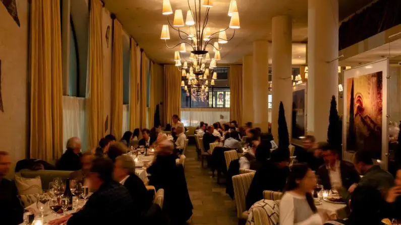 Romantic Restaurants in Boston - Mistral Boston